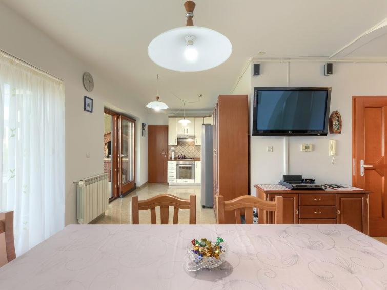 Apartment Matej Premantura Eksteriør bilde